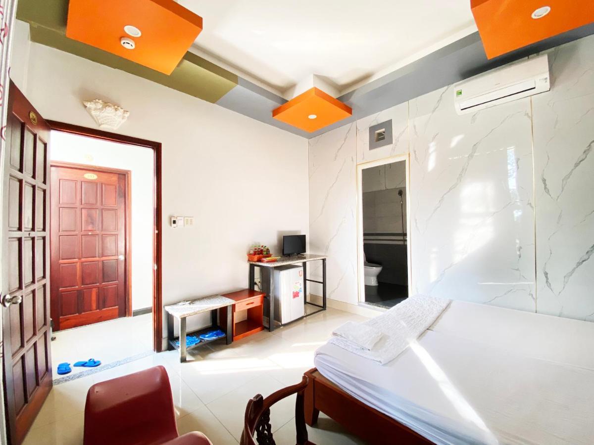 Ngoc Kha Tu 1 Hotel Long Xuyên Exteriör bild